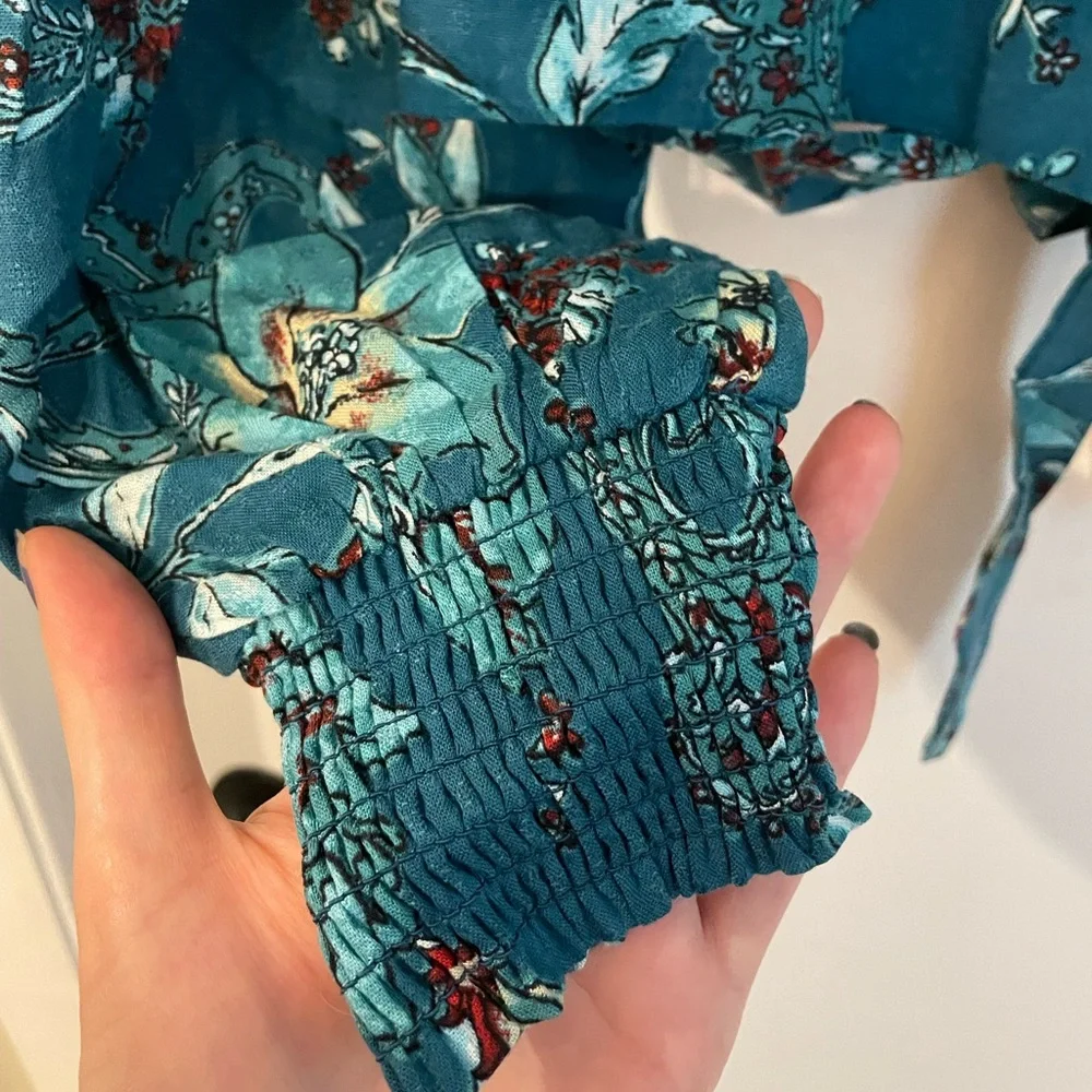 NWT Band of the Free Sybille Deep Teal Floral Wrap Crossover Crop Top Medium - Picture 5 of 7
